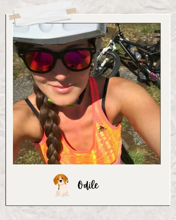 Odile beim Fahrrad fahren