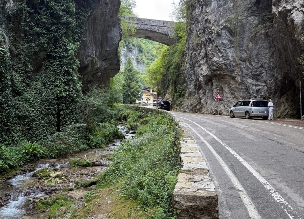 Bond Straße am Gardasee