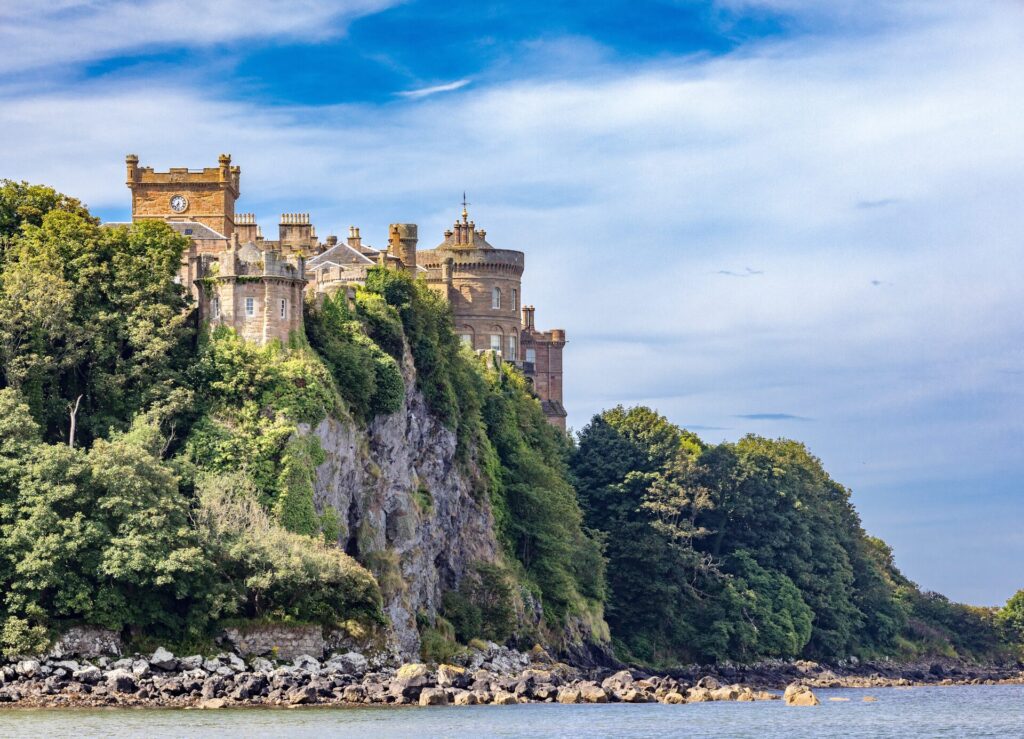 Culzean Castle am Meer in Britannien