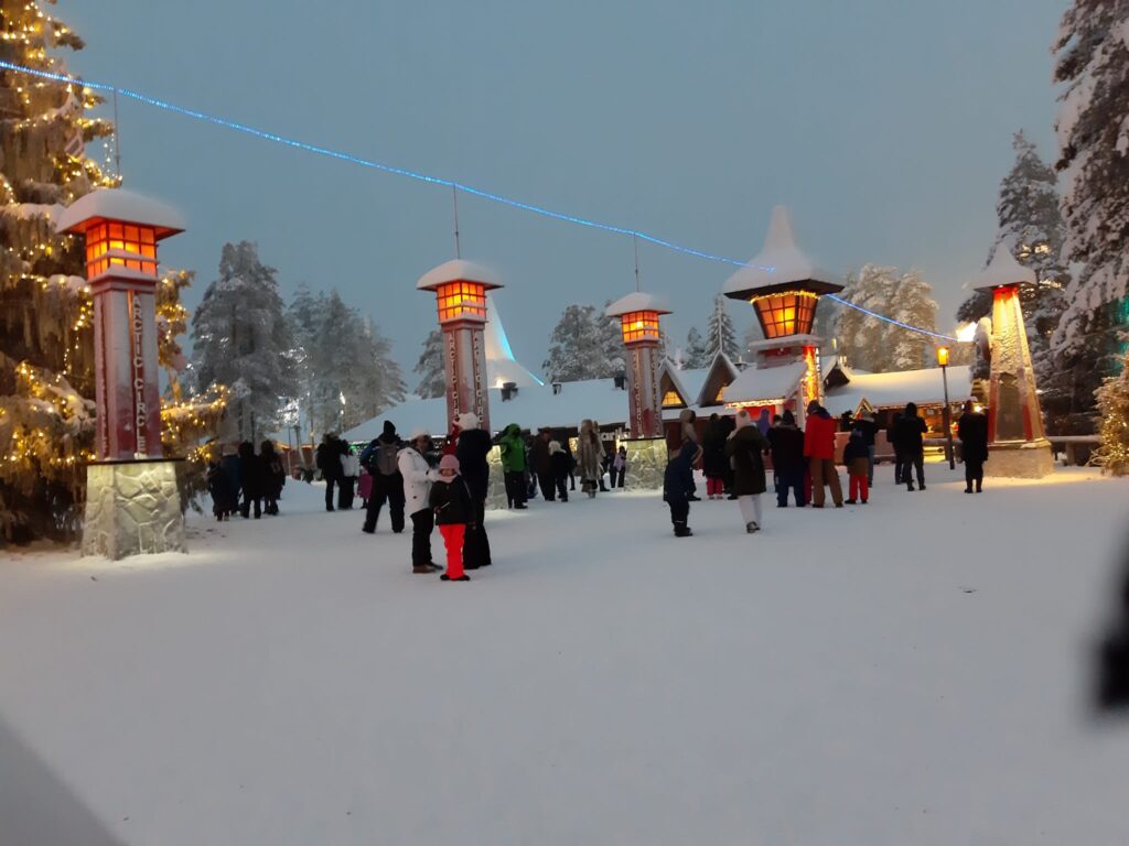 Winter in Rovaniemi Weihnachtsmann