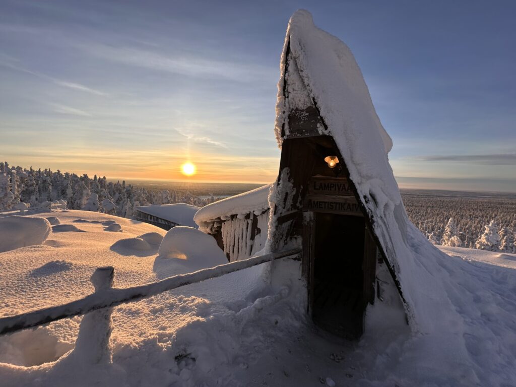 Amethyst Mine bei Pyhä Schne Sonnenuntergang